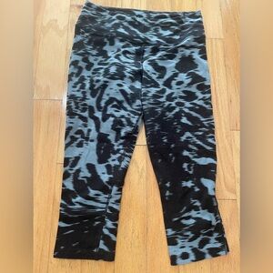 Nike Dri-Fit Cropped Pants